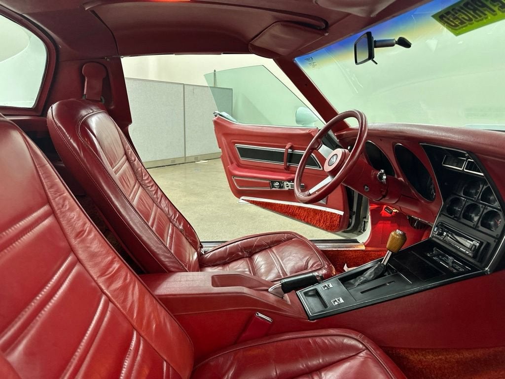 1977 CHEV CORV NA