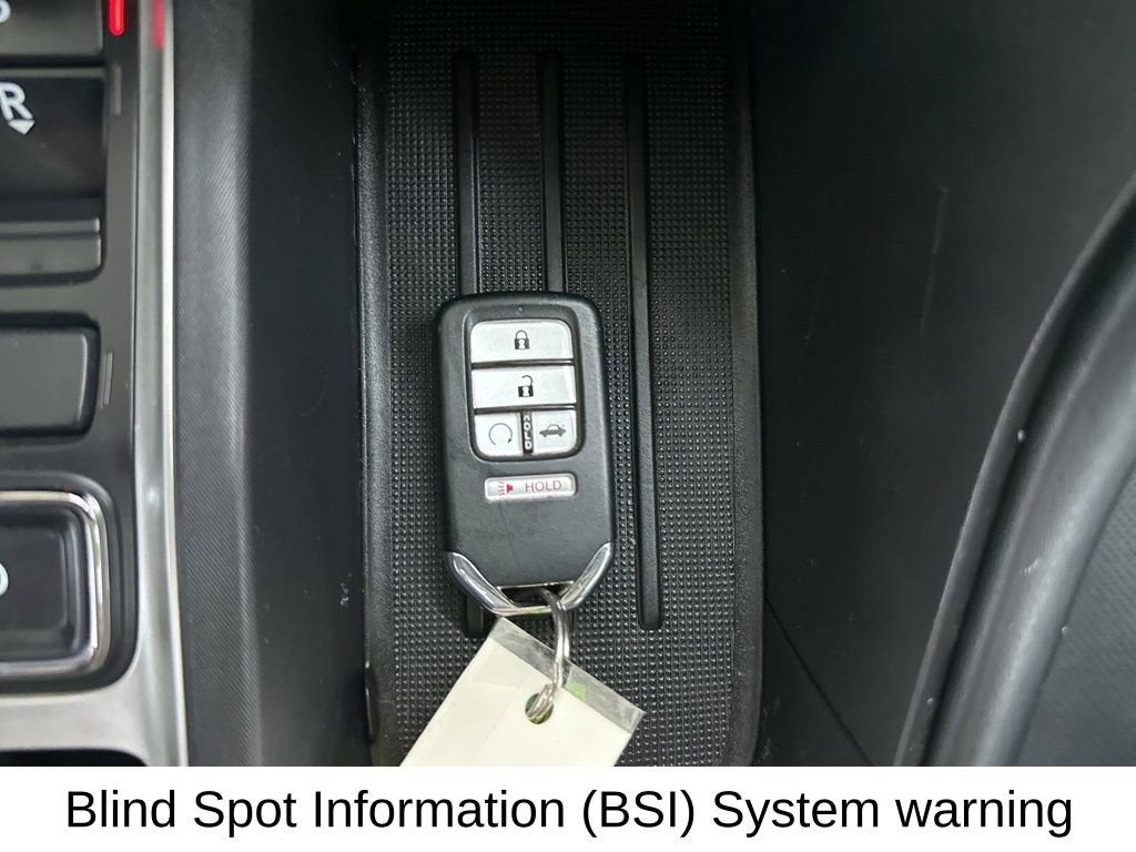 2022 Honda Insight Touring