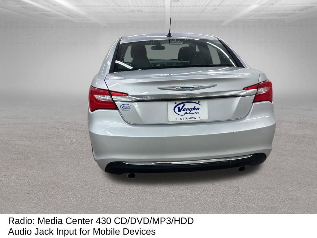 2011 Chrysler 200 Limited