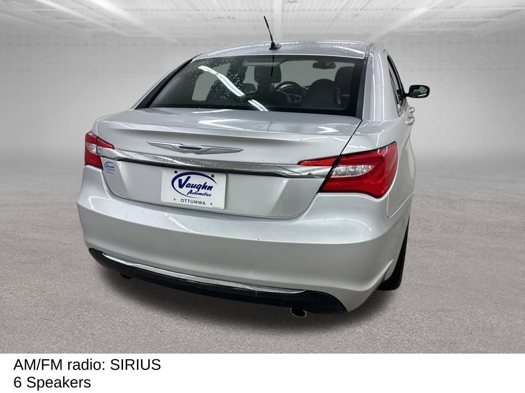 2011 Chrysler 200 Limited