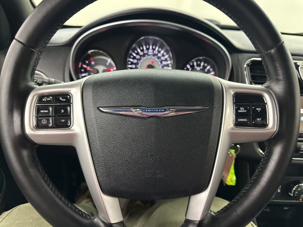 2011 Chrysler 200 Limited