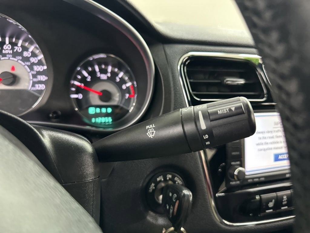 2011 Chrysler 200 Limited