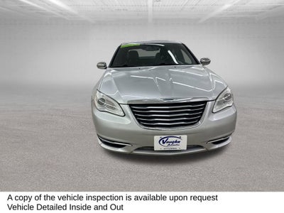 2011 Chrysler 200 Limited