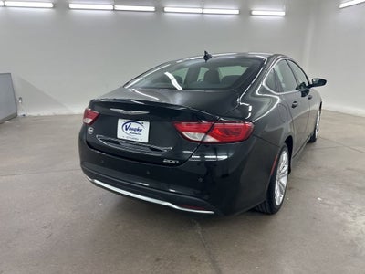 2015 Chrysler 200 Limited