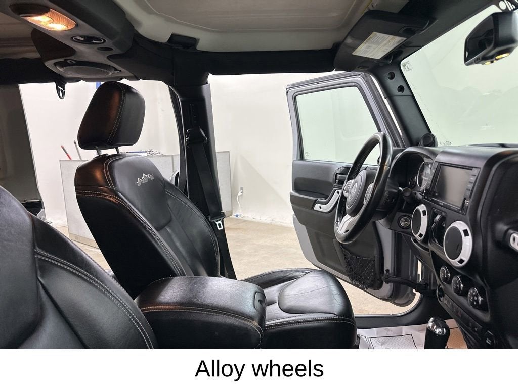 2014 Jeep Wrangler Unlimited Polar Edition