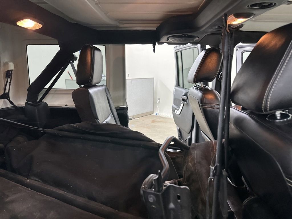 2014 Jeep Wrangler Unlimited Polar Edition