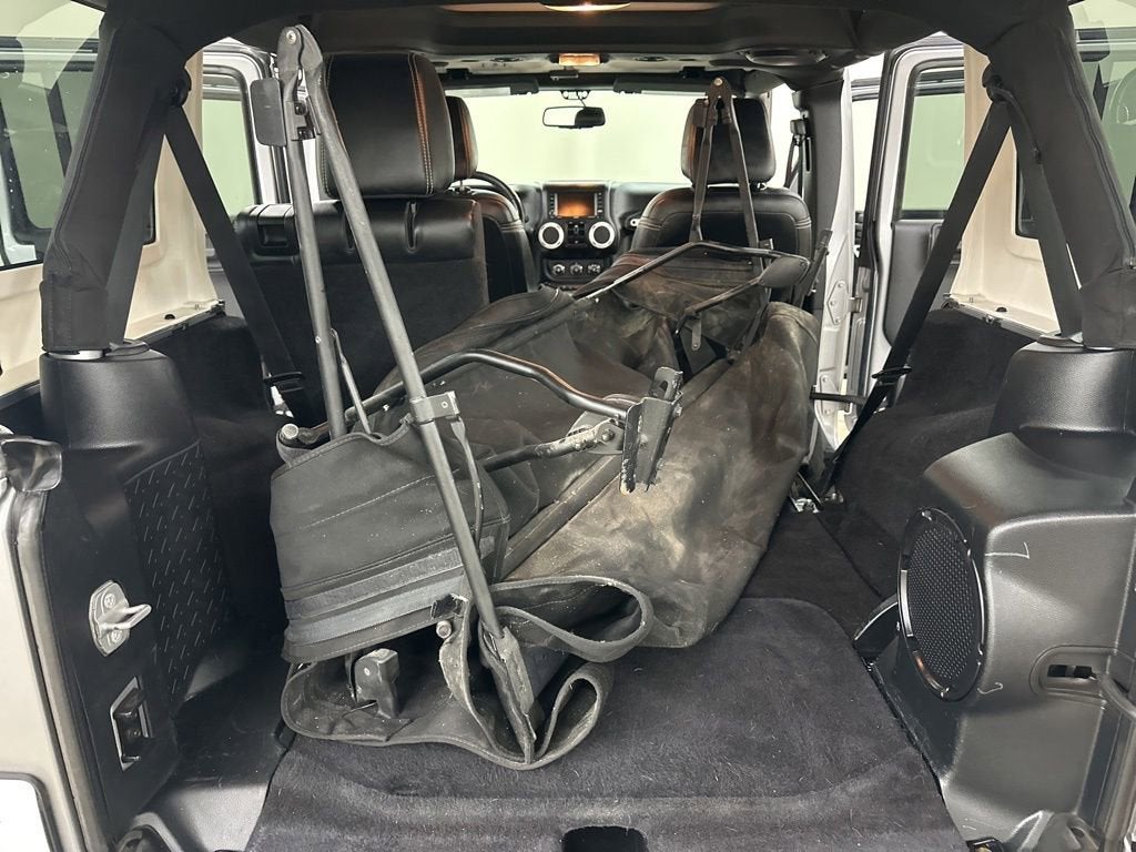 2014 Jeep Wrangler Unlimited Polar Edition