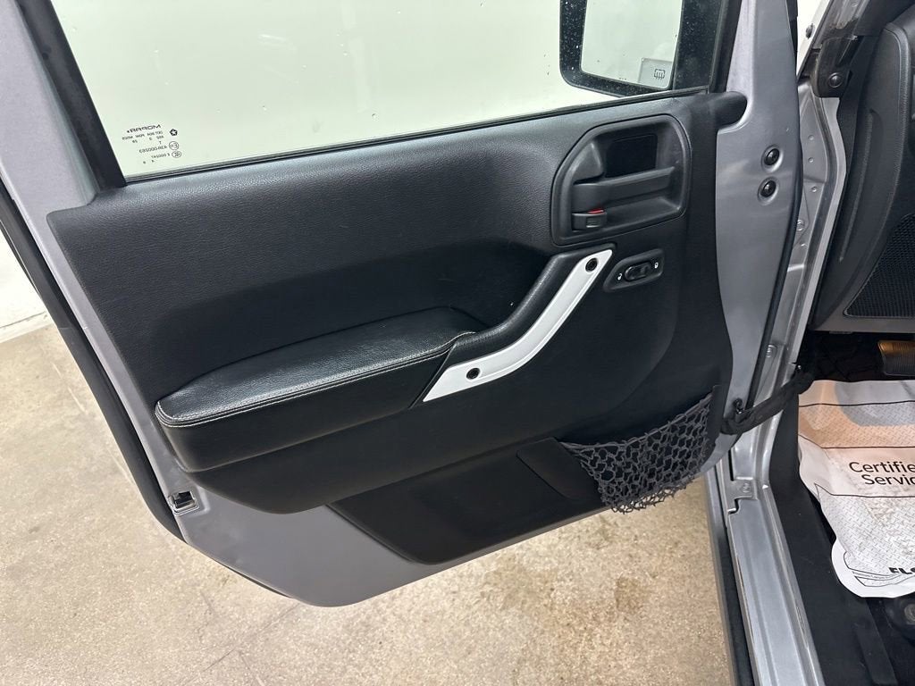 2014 Jeep Wrangler Unlimited Polar Edition
