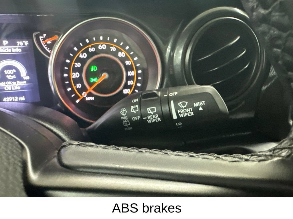 2023 Jeep Wrangler Sport Altitude