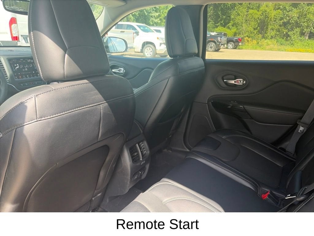 2023 Jeep Cherokee Altitude Lux