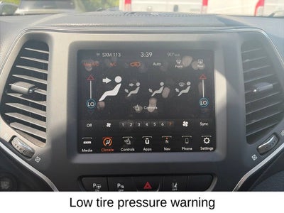 2023 Jeep Cherokee Altitude Lux