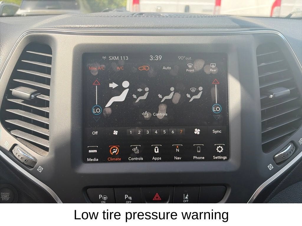 2023 Jeep Cherokee Altitude Lux