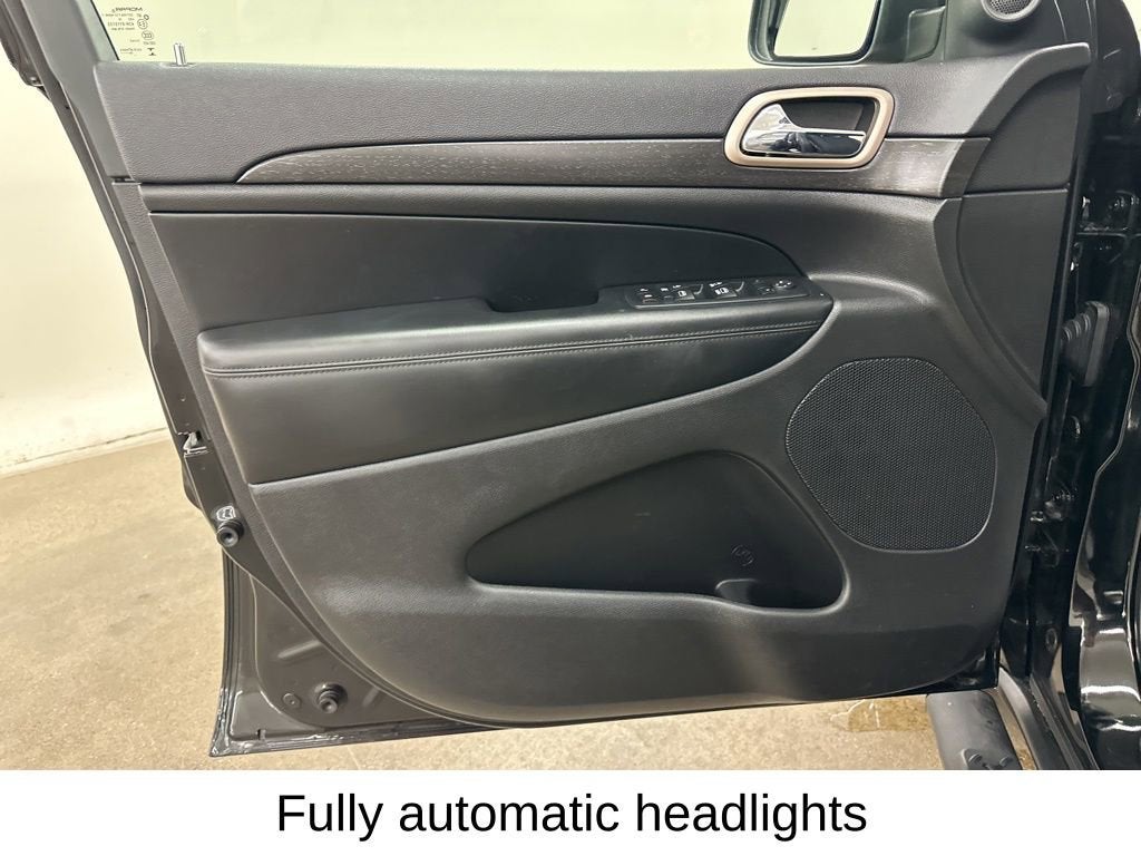 2017 Jeep Grand Cherokee Laredo