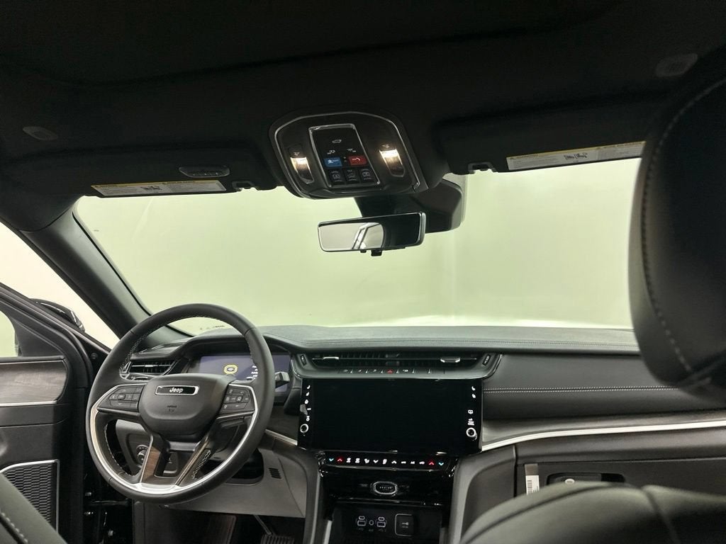 2026 Jeep Cherokee Base