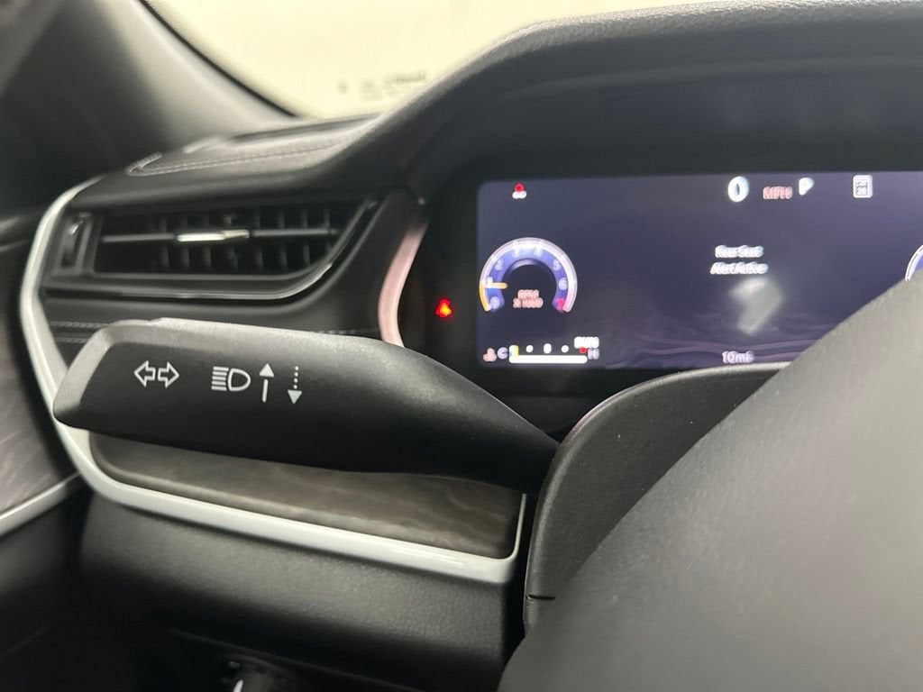 2026 Jeep Cherokee Base