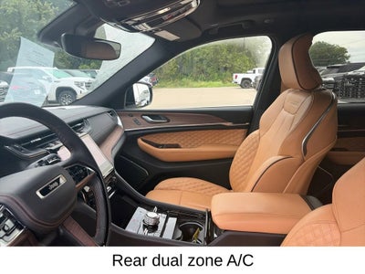2023 Jeep Grand Cherokee Summit