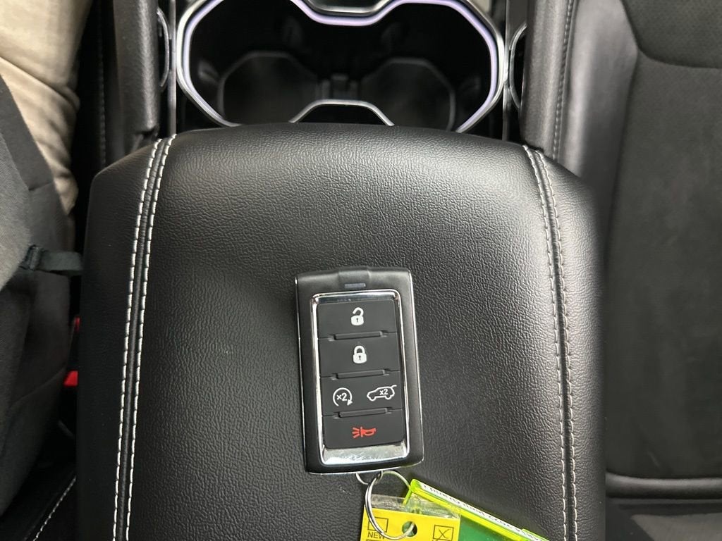 2022 Jeep Grand Cherokee L Altitude