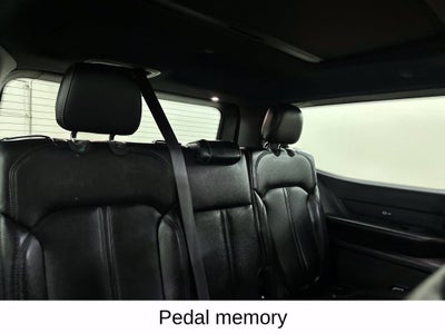 2024 Jeep Wagoneer BASE