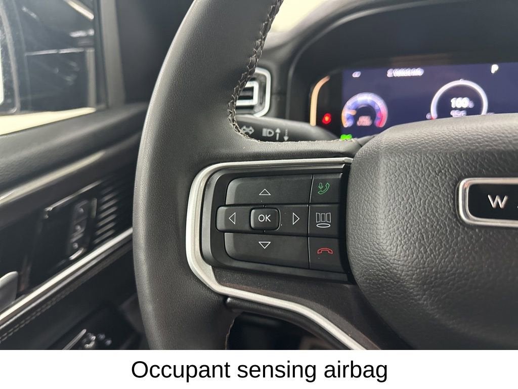 2023 Jeep Wagoneer BASE