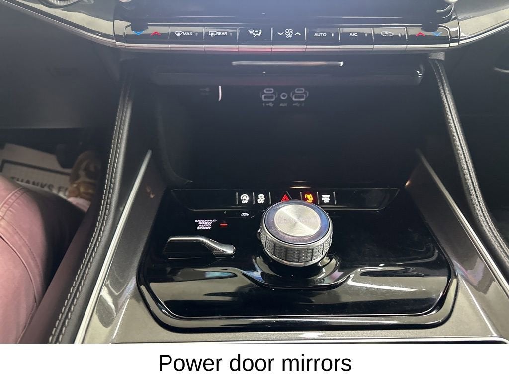 2023 Jeep Wagoneer BASE