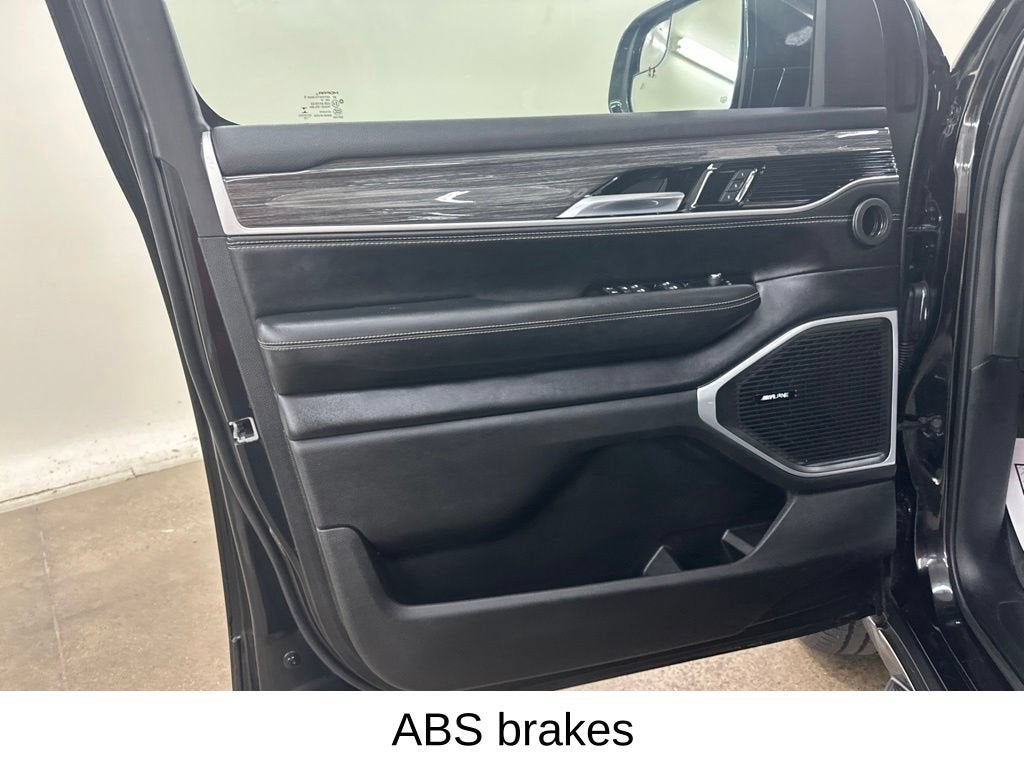 2022 Jeep Wagoneer Series II