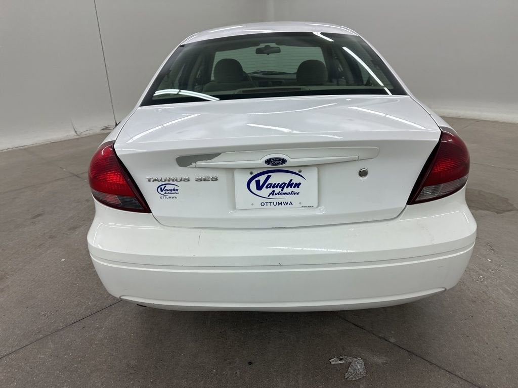 2004 Ford Taurus SES