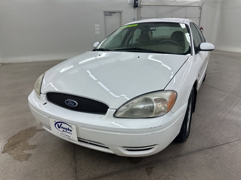 2004 Ford Taurus SES