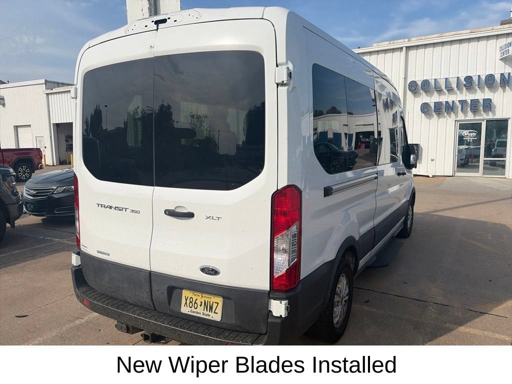 2021 Ford Transit Passenger Wagon XL