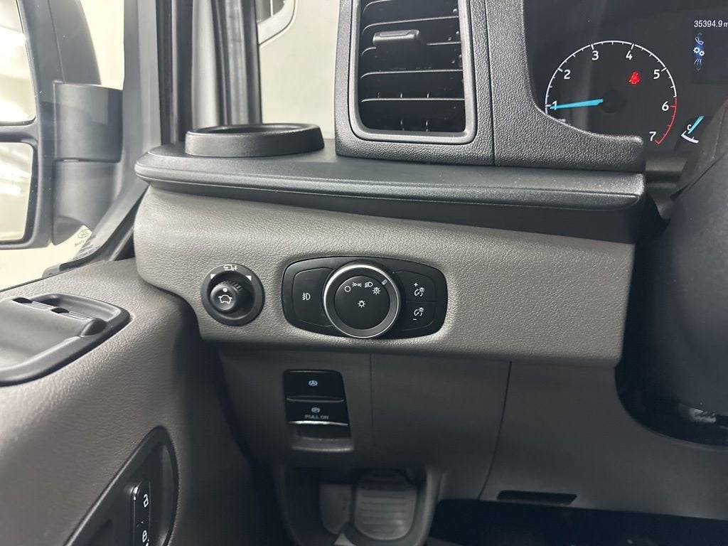 2023 Ford Transit Passenger Wagon XL