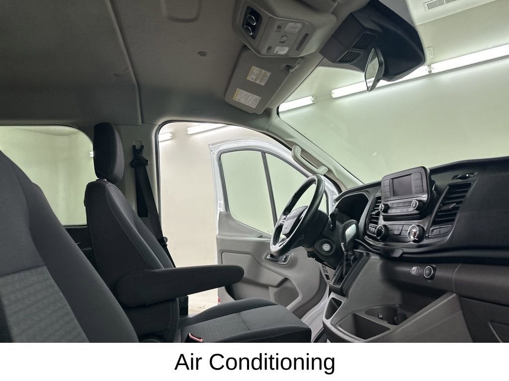 2021 Ford Transit Passenger Wagon XL