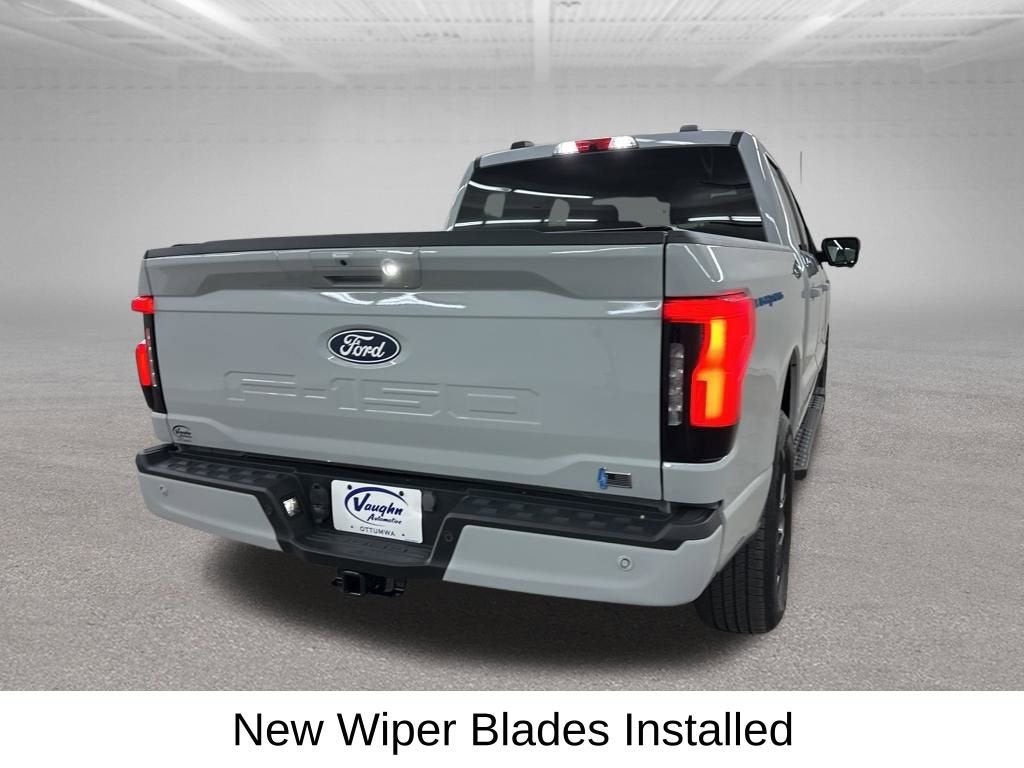 2024 Ford F-150 Lightning Flash