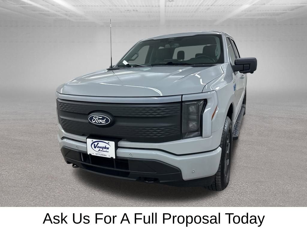 2024 Ford F-150 Lightning Flash