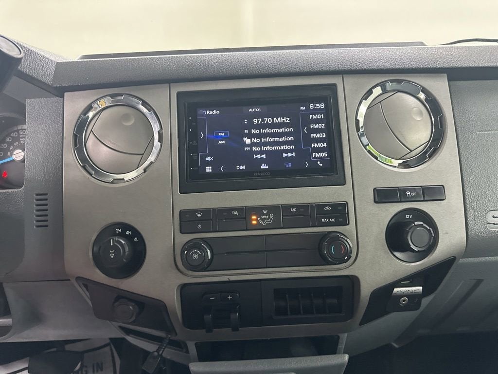 2015 Ford Super Duty F-250 SRW Lariat