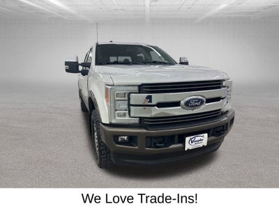 2017 Ford Super Duty F-350 SRW Platinum