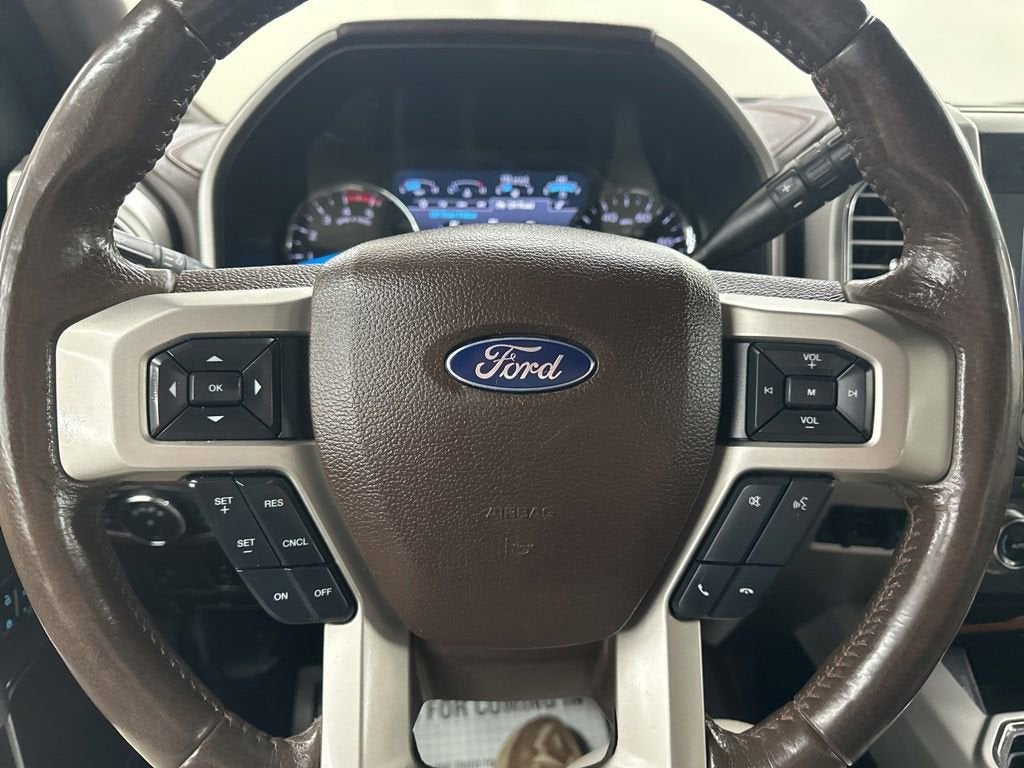 2017 Ford Super Duty F-350 SRW Platinum