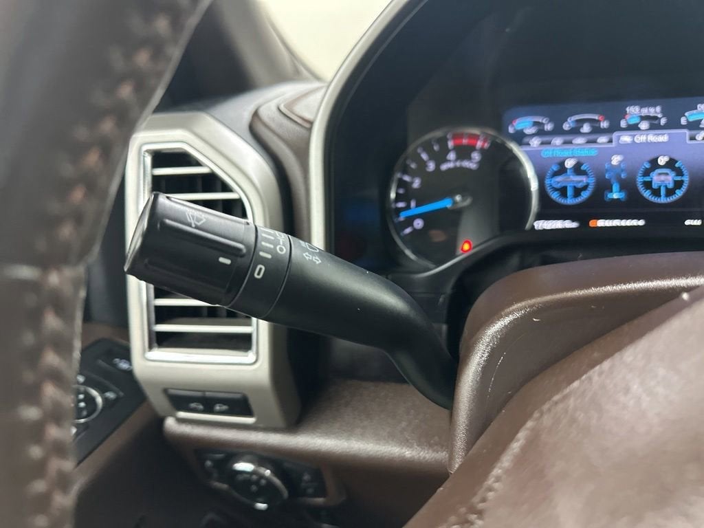 2017 Ford Super Duty F-350 SRW Platinum