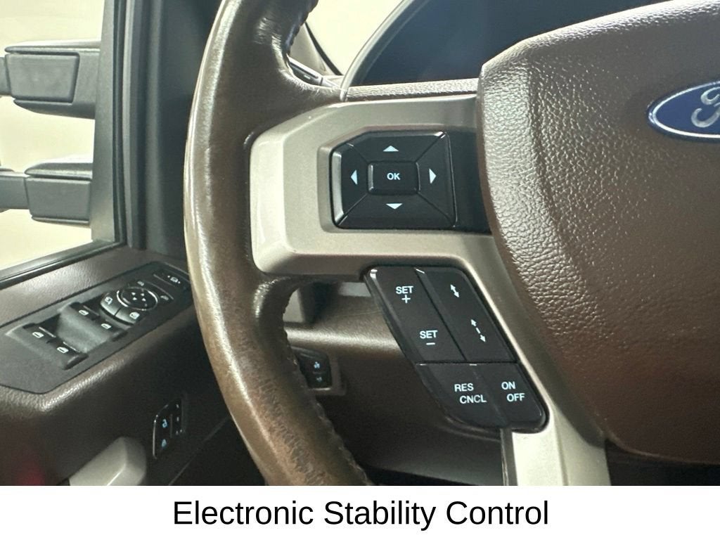 2017 Ford Super Duty F-350 SRW Platinum