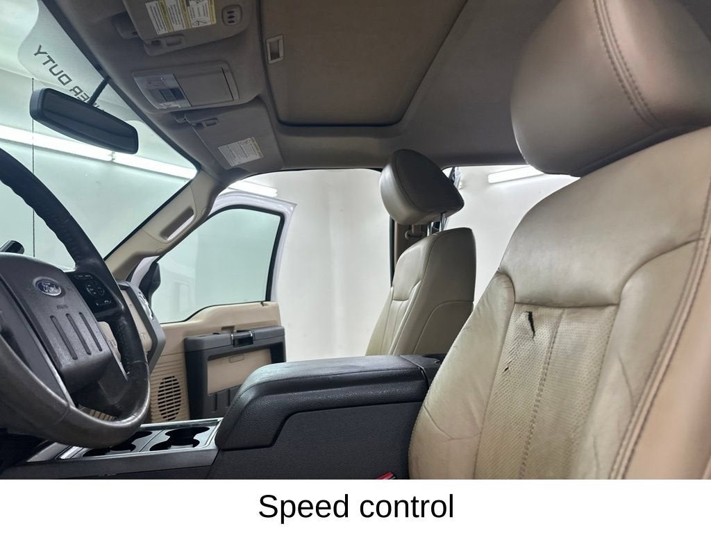 2011 Ford Super Duty F-350 DRW XL