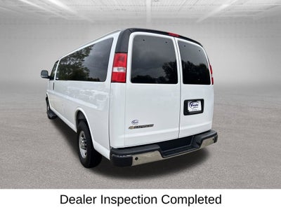 2025 Chevrolet Express Passenger 1LT