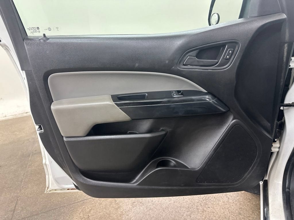 2017 Chevrolet Colorado 2WD WT