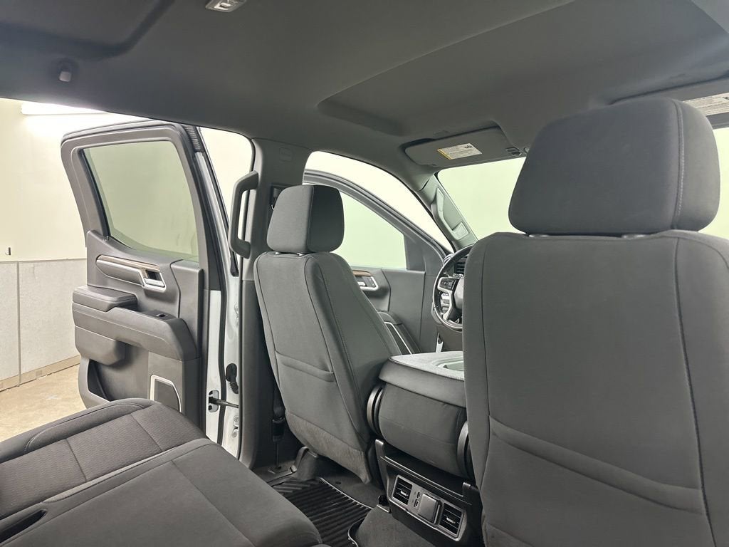 2022 Chevrolet Silverado 1500 LT (2FL)