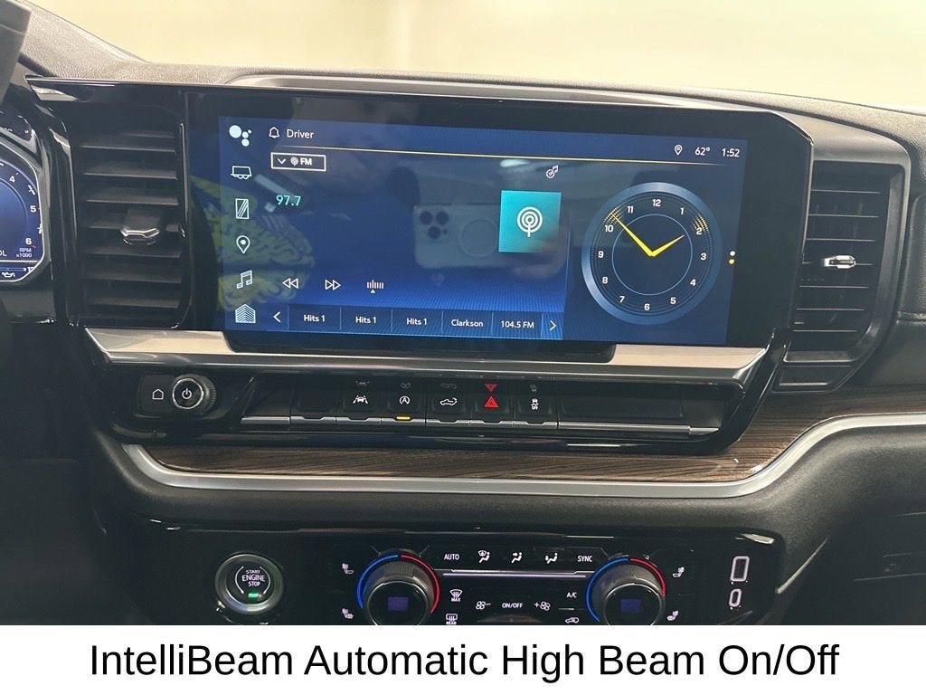 2022 Chevrolet Silverado 1500 LT (2FL)