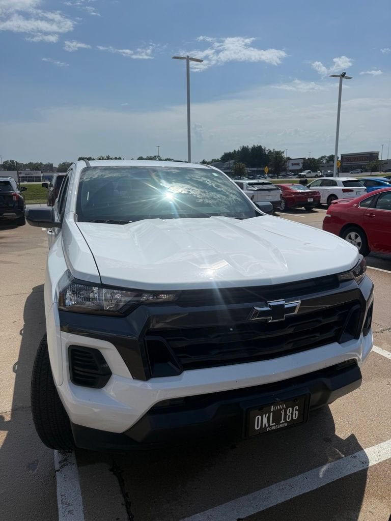 2024 Chevrolet Colorado LT