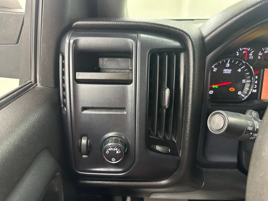 2016 Chevrolet Silverado 1500 Custom