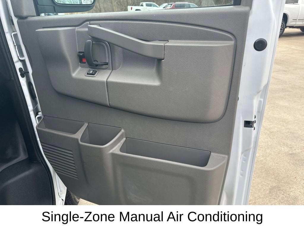 2024 Chevrolet Express Cargo 2500 WT