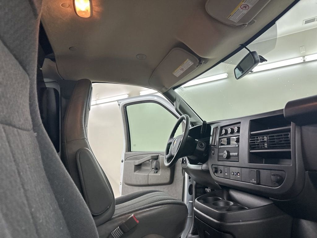 2024 Chevrolet Express Cargo 2500 WT