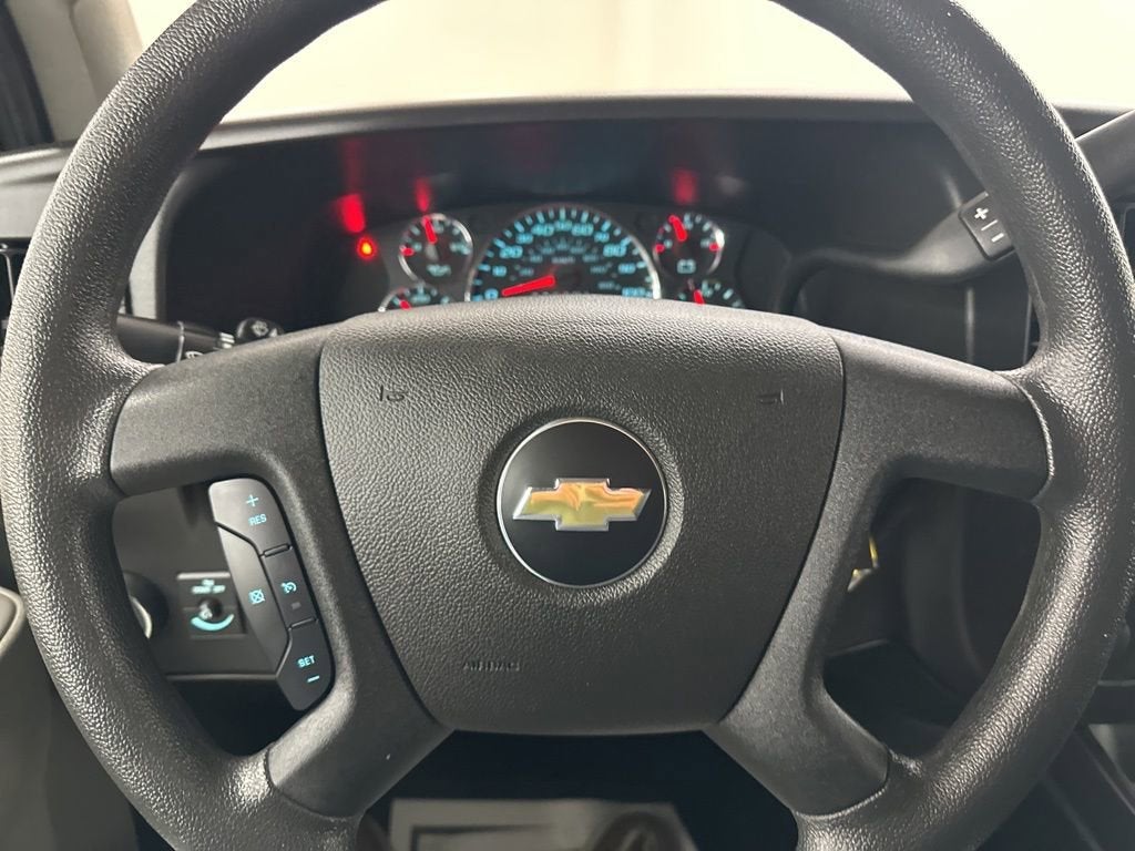 2024 Chevrolet Express Cargo 2500 WT