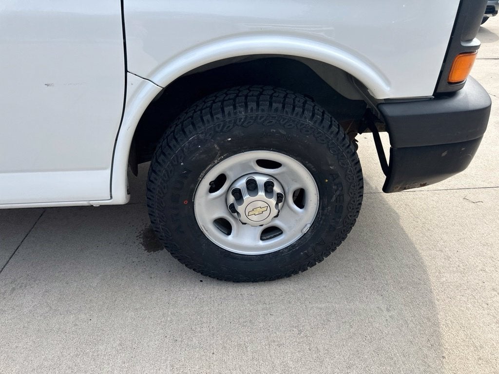 2011 Chevrolet Express Cargo 3500 CARGO