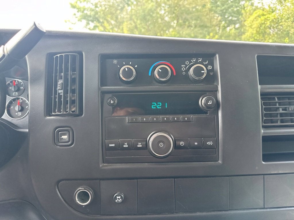 2011 Chevrolet Express Cargo 3500 CARGO