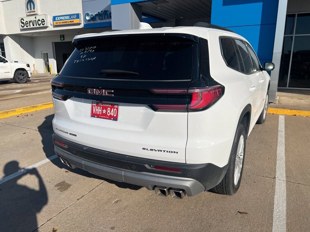 2026 GMC Acadia Elevation